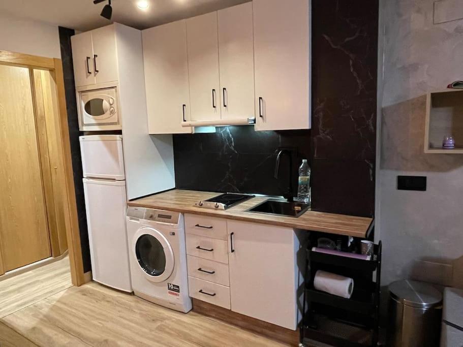 Апартаменты Encantador Apartamento En Pleno Centro Хаэн Экстерьер фото
